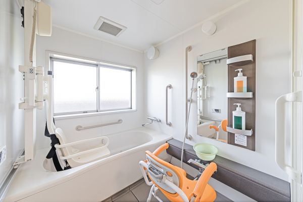 Senior Bathtub Installation in Charlestown