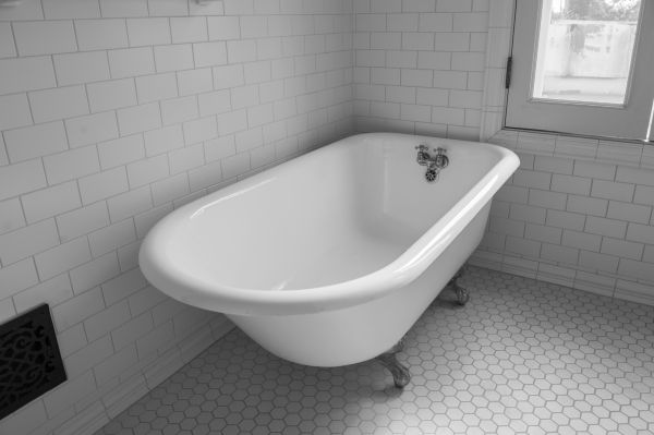 Cast Iron Tub Installation in Charlestown